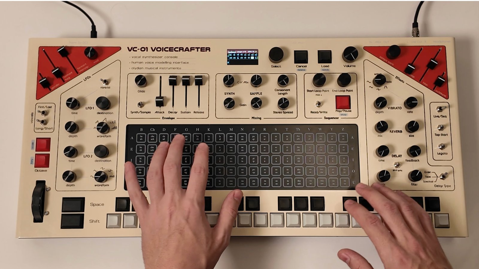 Olydian Musical Instruments VC-01 Voicecrafter: a hybrid vocal Synthesizer with sequencer